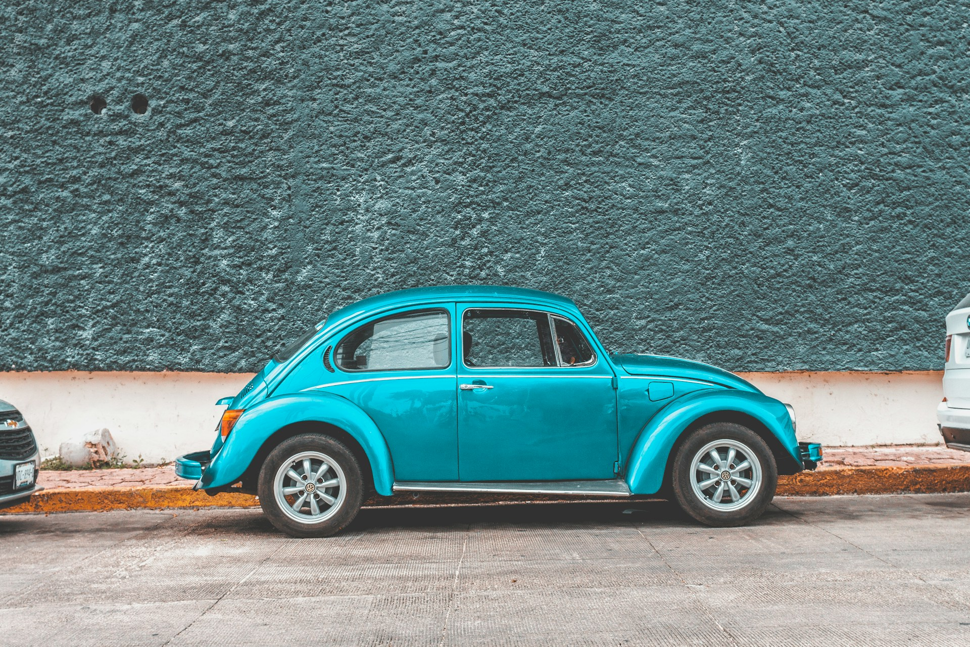 Bringing Your Car to Spain: Taxes, Exemptions, and the Change of Residence Rule